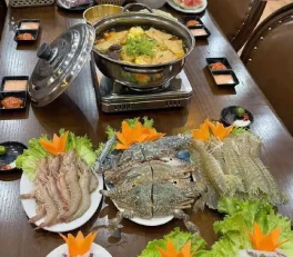 Tìm quán ăn ngon ở Cát bà